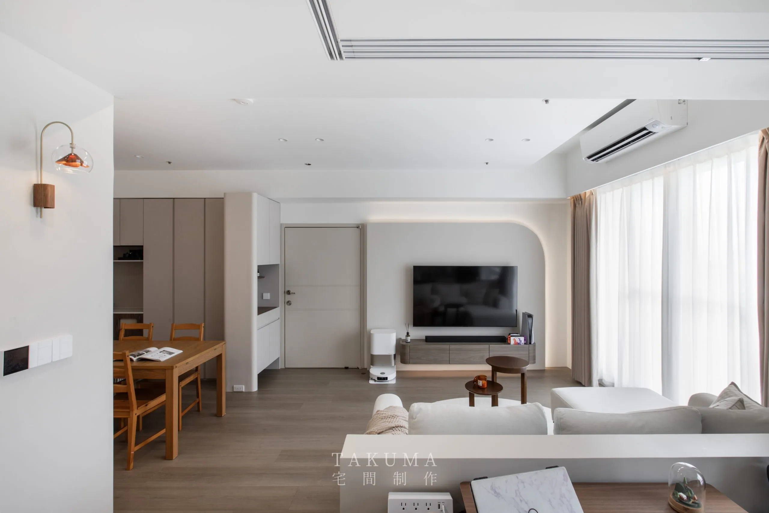 Japanese minimalist study